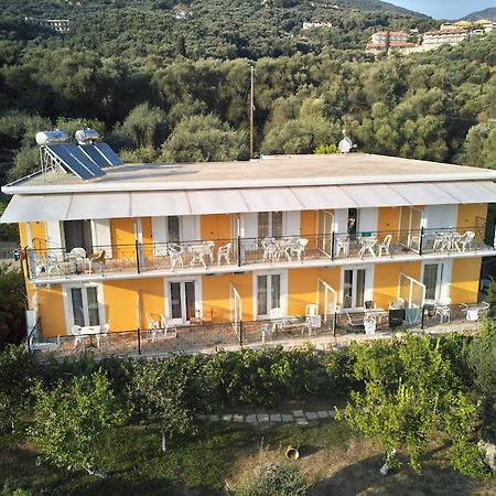 Aparthotel Silvia Párga Zewnętrze zdjęcie